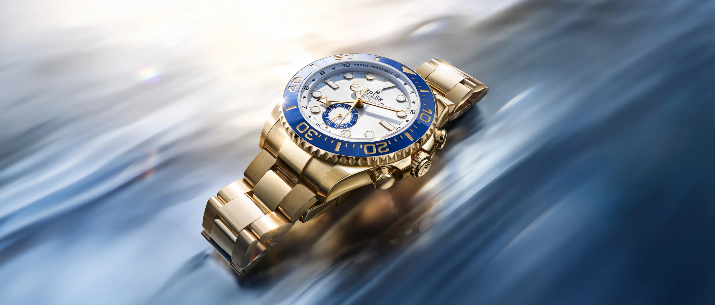 rolex-new-watches-2026-the-yacht-master-II-yellow-gold-ambiance-m126688-0001